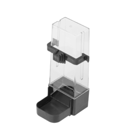 2 abbeveratoi e 2 mangiatoie